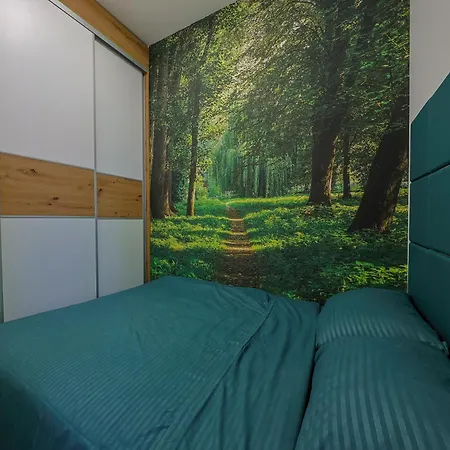 Cozy Little Place - Parking Available