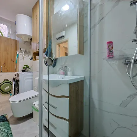 Apartment Cozy Little Place - Parking Available Belgrade